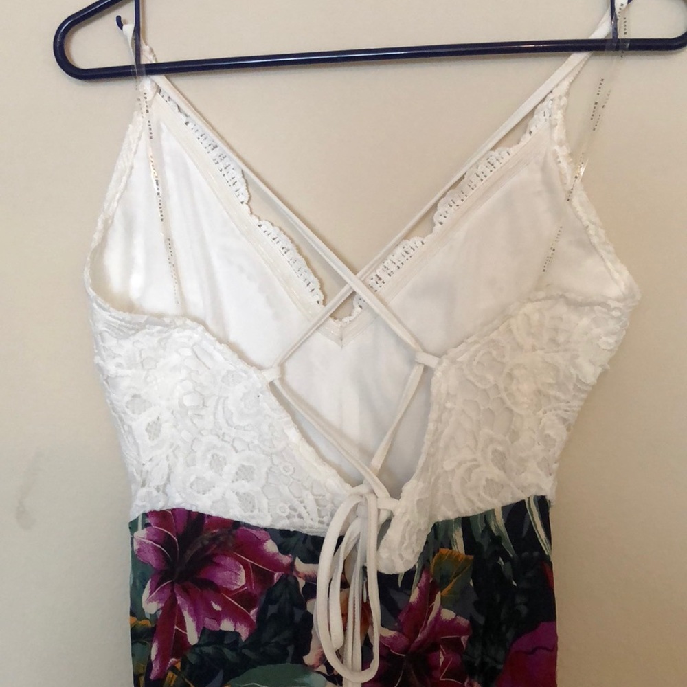Dress - Picture 3 of 6